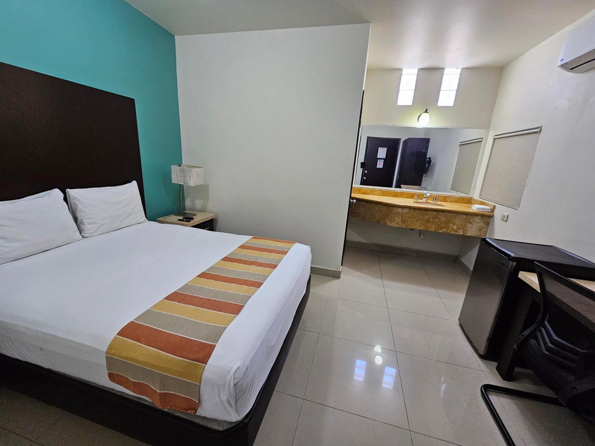 Hotel Maria Elena Cabo San Lucas Buitenkant foto